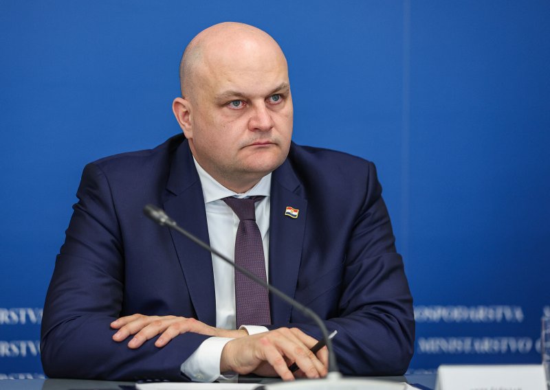 Šušnjar poručio: Cijene goriva su pale, nema nestašice