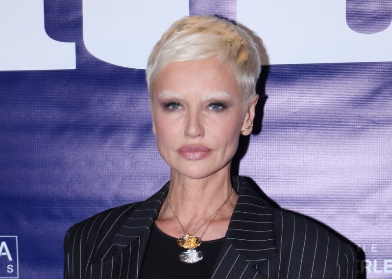 Bivši suprug odlučio uništiti jednu od najljepših žena svijeta i optužio je za strašne stvari