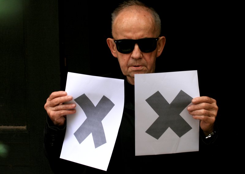 Slučaj Milko Valent: Od prestižne nagrade do javne lomače - tko ga napada, a tko brani?