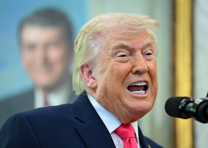 Trump zaprijetio Iranu: 'Uozbiljite se prije nego što bude prekasno'