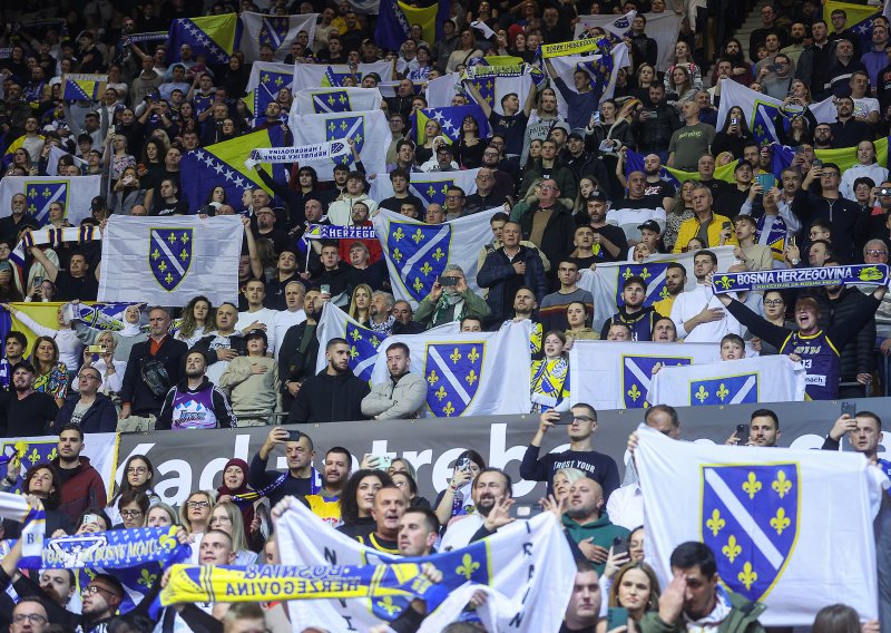 Pogledajte kako su navijači BiH 'zauzeli' Cardiff prije važne utakmice za SP