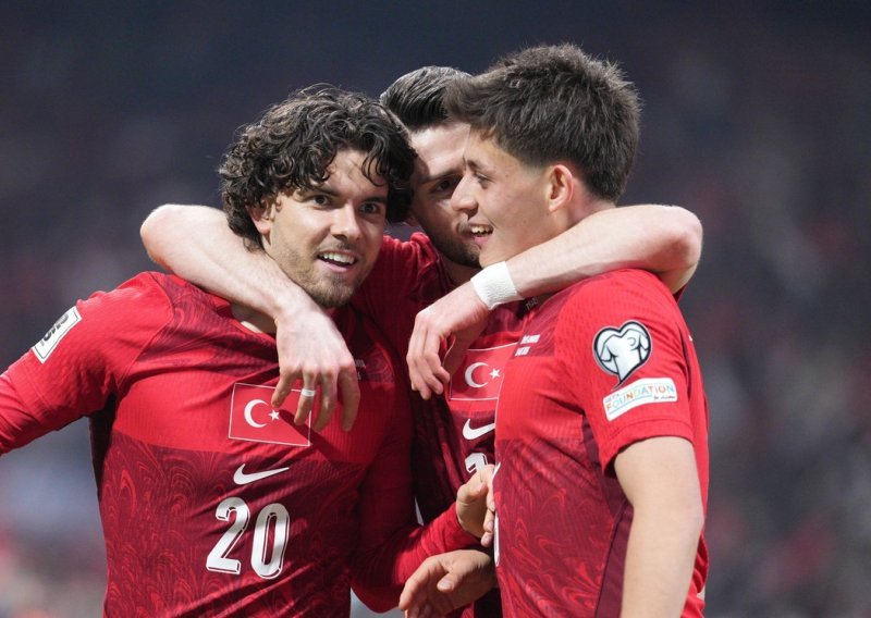 Turska na korak do SP-a! Srušila Rumunje fantastičnim potezom Realova dragulja, pogledajte gol