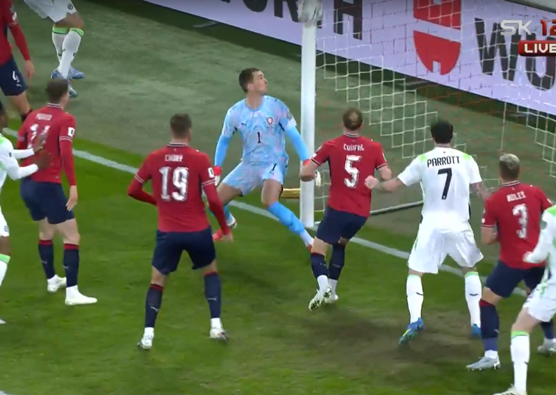 Pogledajte komičan autogol za povećanje vodstva Irske protiv Češke