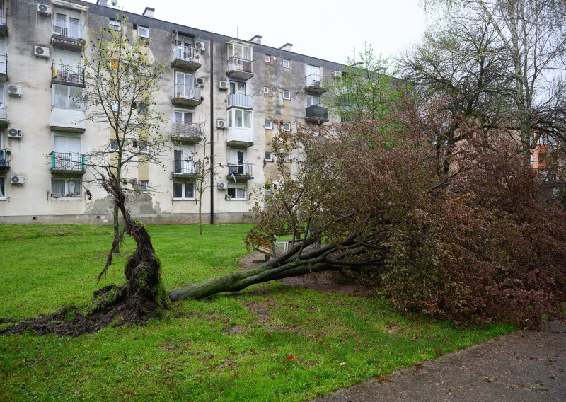 Kaos u Zagrebu: Po ovakvom vjetru ove stvari odmah maknite s balkona