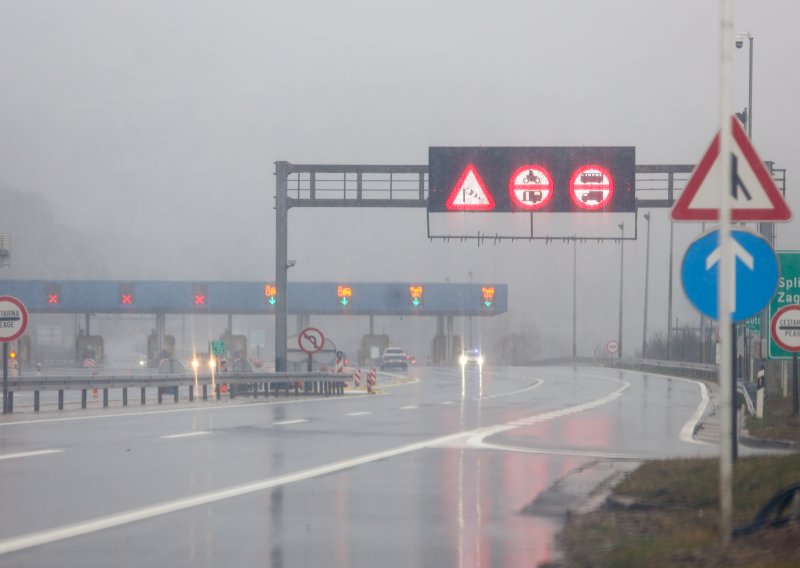 Nagla promjena vremena: Padaju temperature, opet stiže snijeg