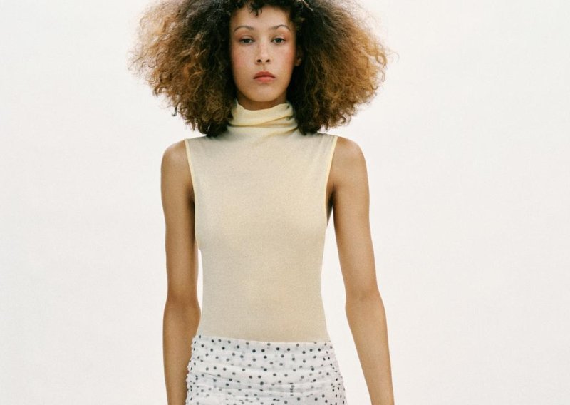 Zara ima suknju koja izgleda skuplje nego što jest, a osvojit će vas na prvi pogled