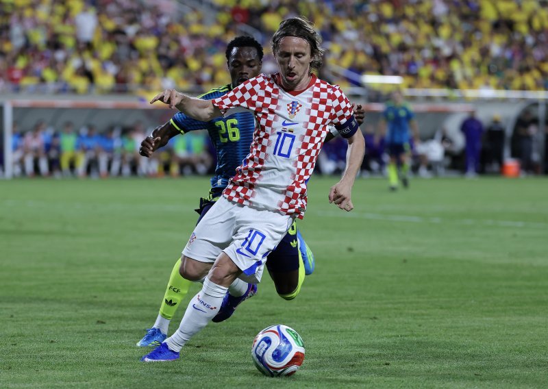 Modrić se narugao bivšim suigračima: 'Pogledaj ovu dvojicu...'