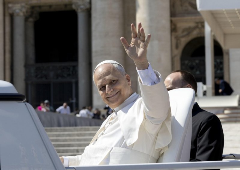 Papa ide na drugo inozemno putovanje, poznato i što ga očekuje