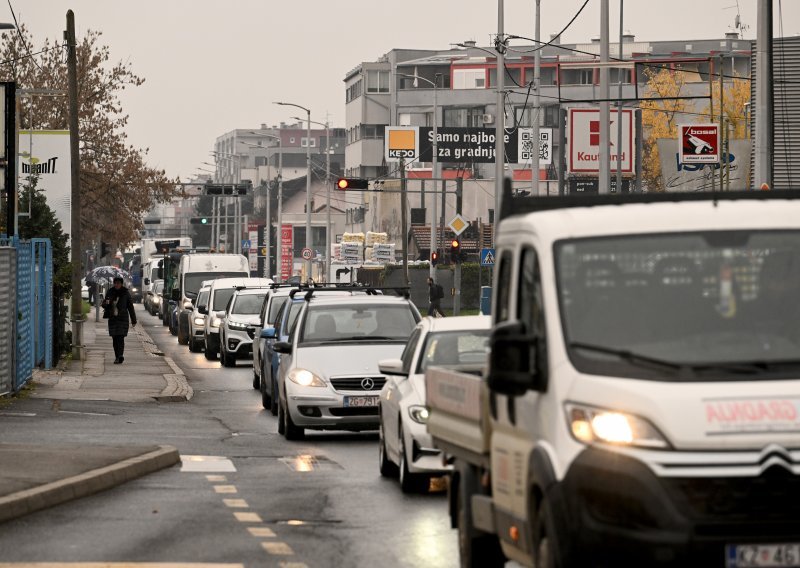 Stručnjak upozorava: Ovo su znakovi da vašem autu prijeti ozbiljan kvar