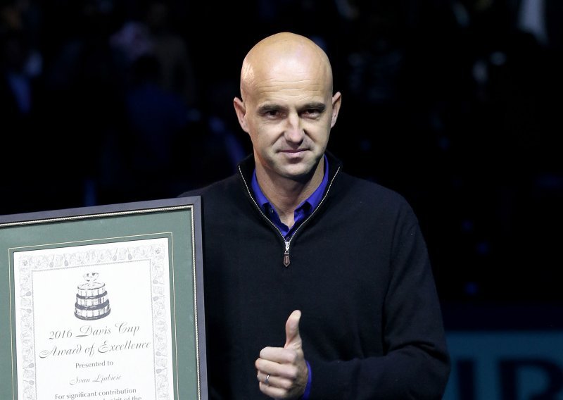 Ivan Ljubičić iznenadio odgovorom o tome za koga će navijati između Italije i BiH