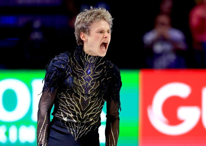 Olimpijske suze zamijenio svjetskim zlatom; fenomenalni klizač vratio se na tron