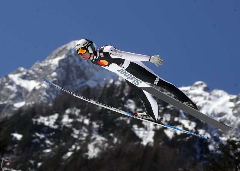 Čudesni Prevc oduševio Slovence na Planici i ispisao povijest
