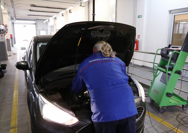 Koje ulje je najbolje za vaš automobil? Krivi odabir mogao bi vas skupo stajati