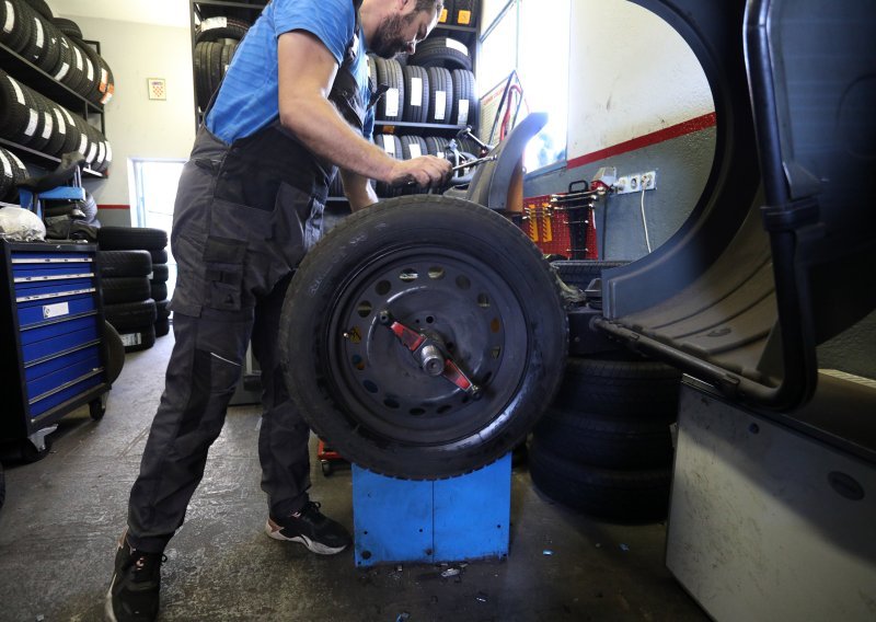 Što zapravo znače brojevi na gumama? Većina vozača to ne zna