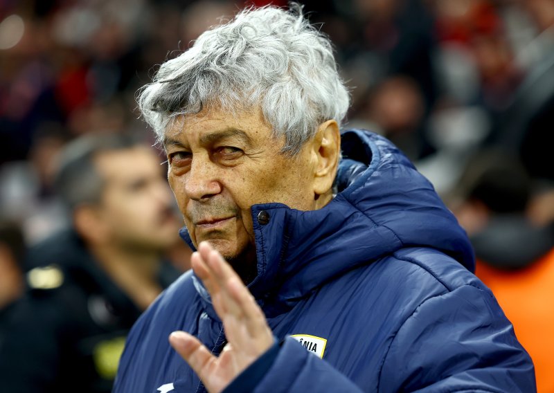 Legendarni trener srušio se na treningu reprezentacije. Razgovarao je s igračima i prestao reagirati...