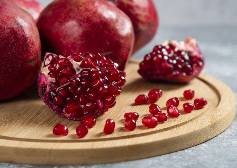 Crvena tajna dugovječnosti: Kako nar mijenja vaše tijelo iznutra