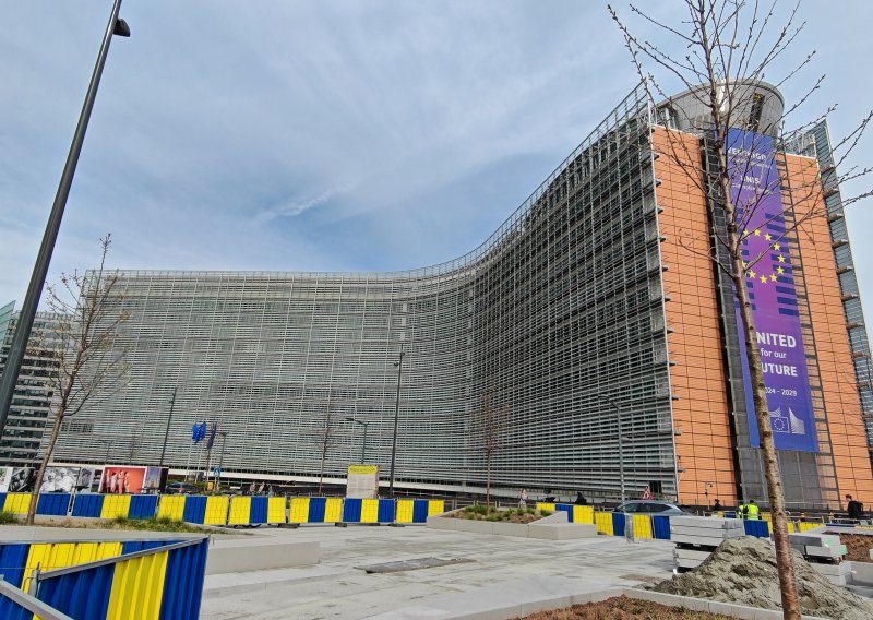 Europska komisija zabrinuta: Potrošači u eurozoni sve nezadovoljniji, niču prosvjedi