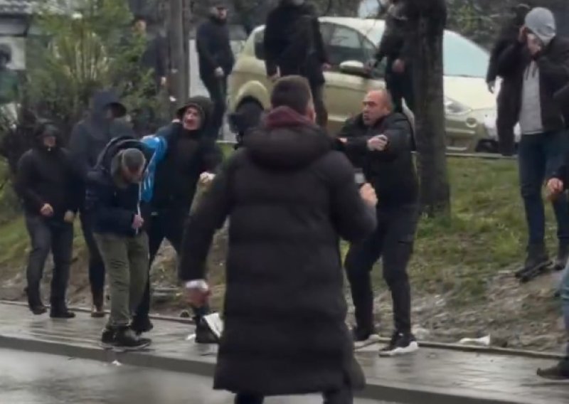 VIDEO Brojni incidenti i tučnjave na lokalnim izborima u Srbiji