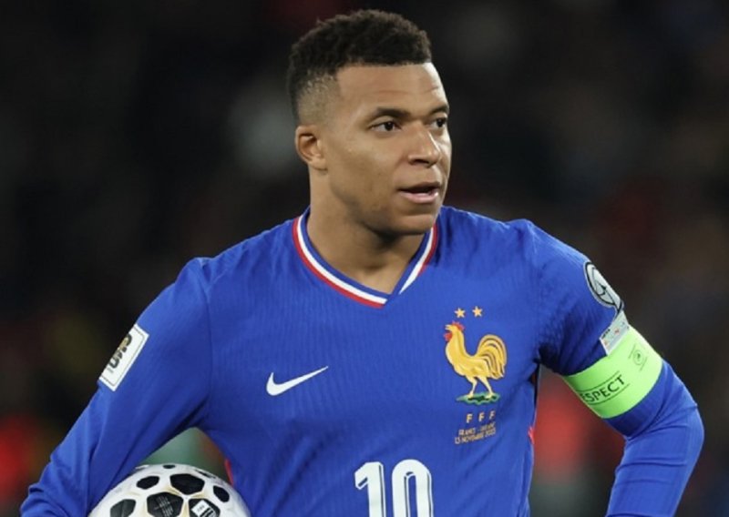 Kylian Mbappe žestoko odgovorio kritičarima: Ako je mogao Ronaldo, mogu i ja