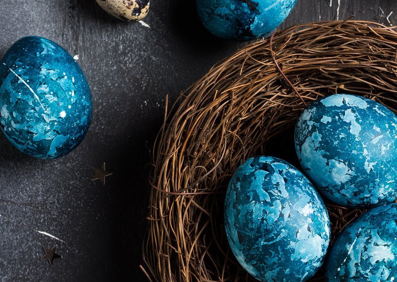 Kako dobiti mramorni efekt na uskrsnim jajima bez kemije