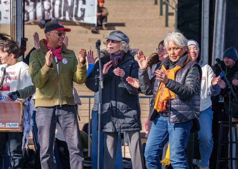 Neuništiva Jane Fonda na prosvjedu protiv Trumpa: 'Ovo se tiče svih nas'