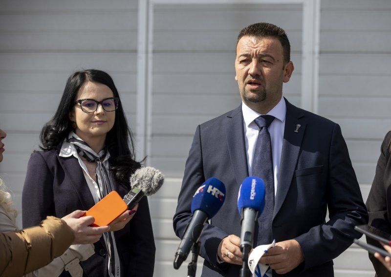 Pavliček o vukovarskim financijama: Grad zbog kazni duguje preko pola milijuna eura