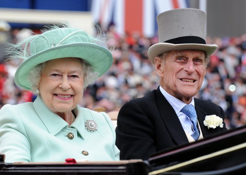 Nova biografija donosi nepoznate detalje o bolesti princa Philipa i njegovim zadnjim danima