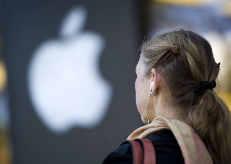 Apple nas 50 godina pokušava gurati u budućnost, htjeli to ili ne. Evo kako je to izgledalo