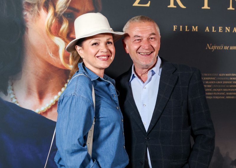 Šešir, opake čizme i traper od glave do pete: Sandra Bagarić u ovome nije prošla nezapaženo