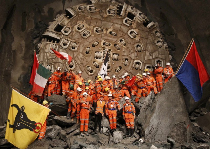 Probijen najduži tunel na svijetu