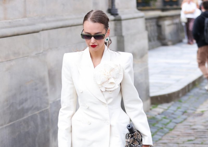 Kao stvorena za krizme i vjenčanja: Zarina torbica takav je hit da se rasprodaje se brže od haljina