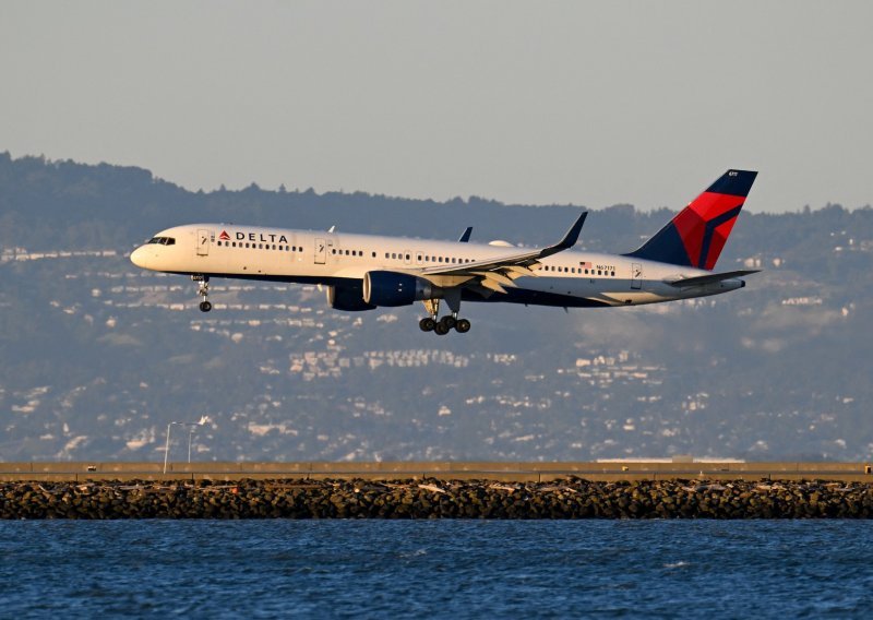 Amazon će osigurati satelitski internet u Deltinim avionima