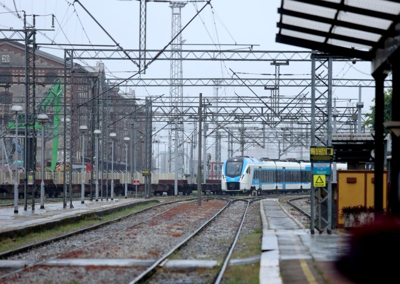Vijećnici SDP-a osvrnuli se na stanje željezničkog kolodvora: 'Rijeka se zapostavlja'