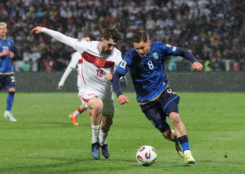 Kosovo propustilo šansu, Turska povela. Pogledajte gol