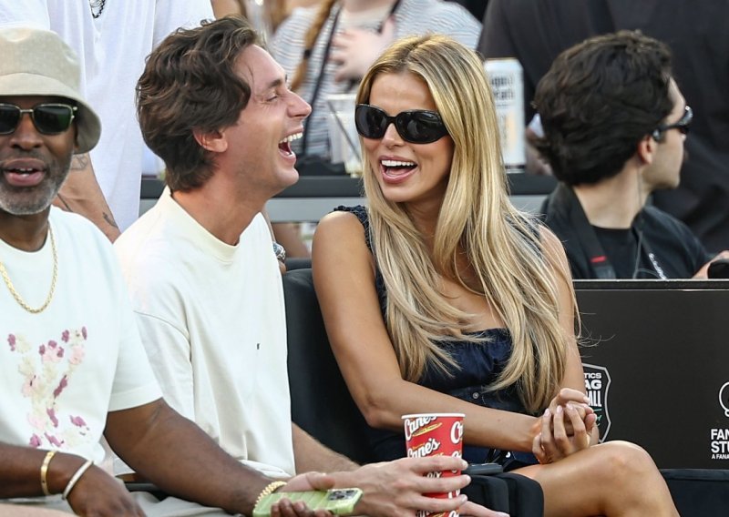 Nova holivudska romansa: Slavni glumac i zvijezda 'Baywatcha' više ne skrivaju vezu