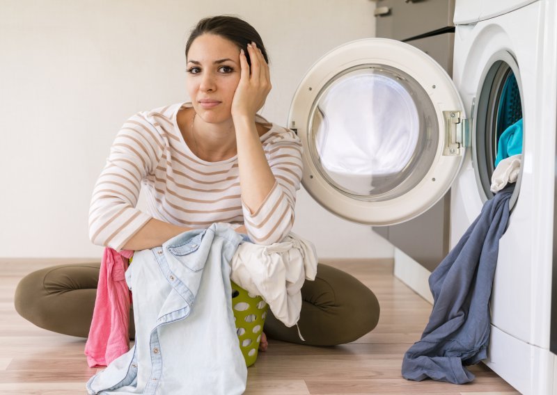 Radite li i vi ovu grešku? Tako najčešće uništavamo vunu, svilu, lan i odijela