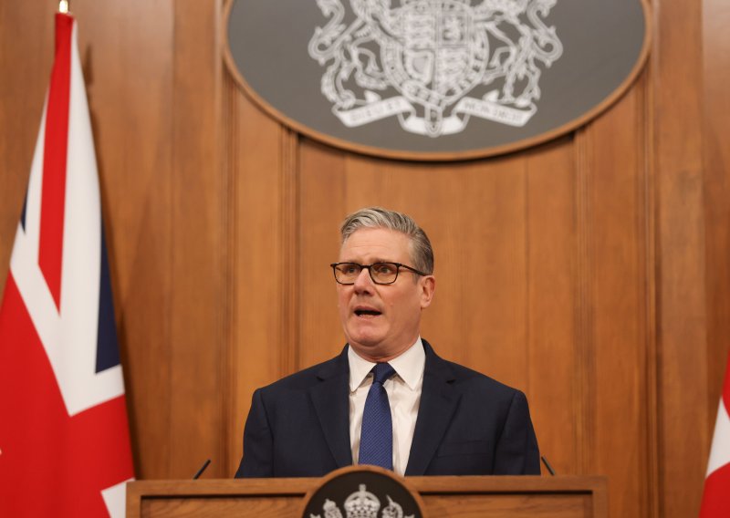 Starmer uzvraća nakon kritika Trumpa: Britanija se okreće Europi