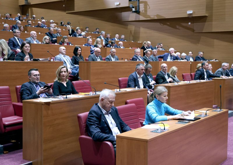 Traže se članovi vijeća koje nadzire sigurnosno-obavještajne agencije