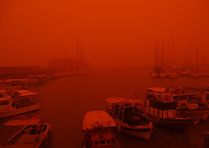 Kretu progutalo crveno nebo, prizori su potpuno nestvarni