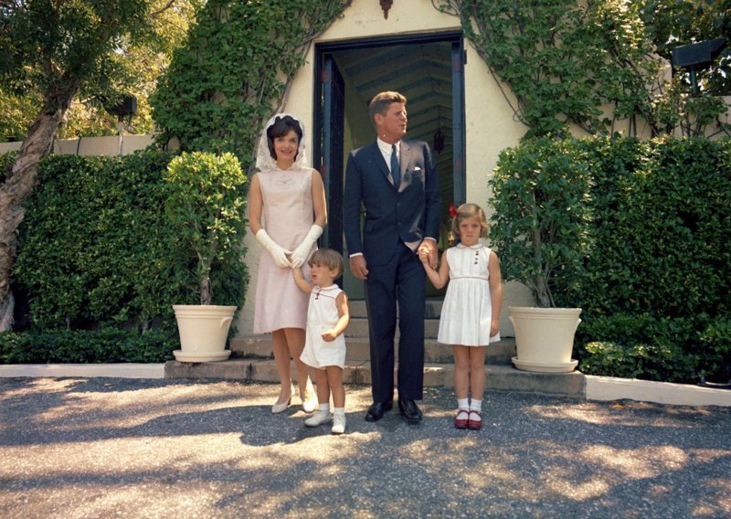 'Kennedyjevo prokletstvo': Sve tragedije najpoznatije američke obitelji