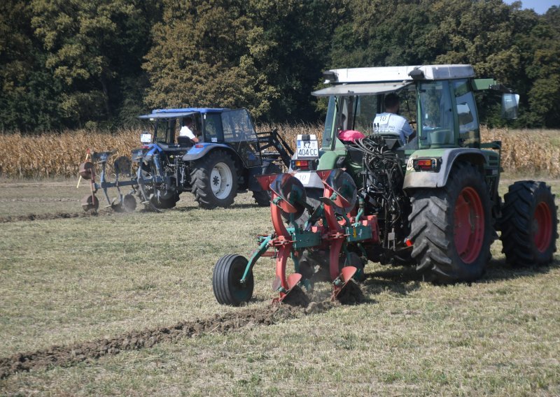 Poznato koliko je milijuna eura potpore isplaćeno poljoprivrednicima