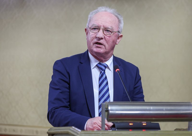 Savez antifašista traži dosljedno kažnjavanje ustaških simbola i pozdrava