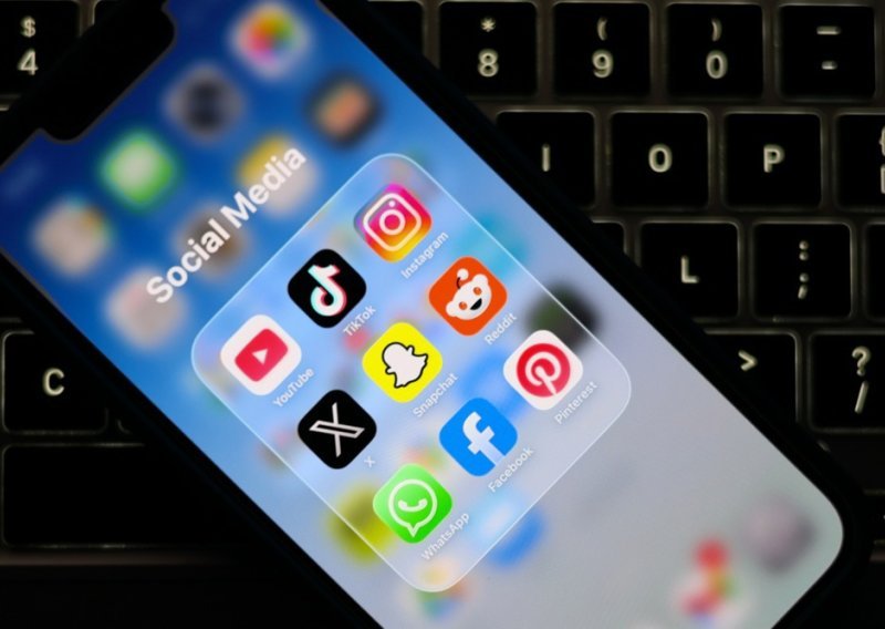 Još jedna EU zemlja uvodi zabranu društvenih mreža za djecu mlađu od 15 godina