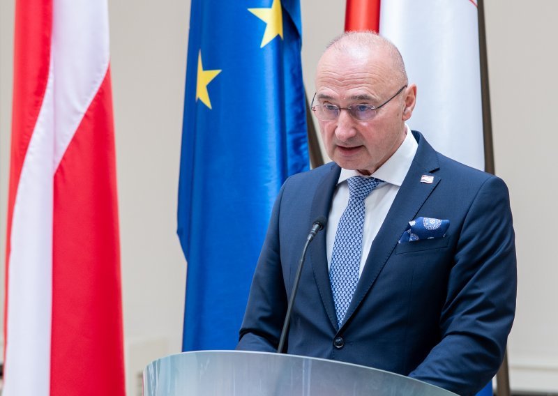 Ministarstvo o zatvorenom tjesnacu: LNG terminal i JANAF osiguravaju kontinuitet opskrbe