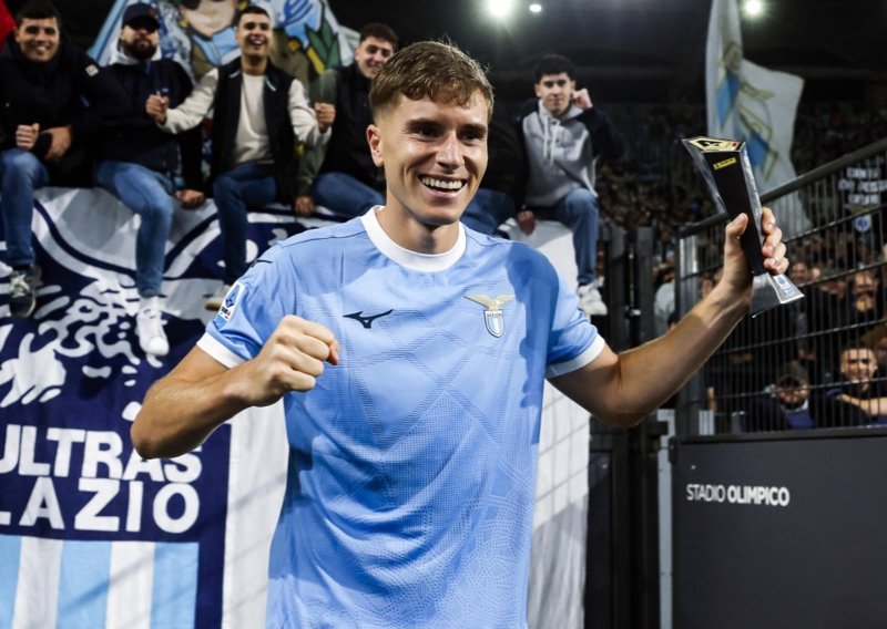 Hrvatski veznjak iznenada ostao bez novog ugovora; svi su šokirani