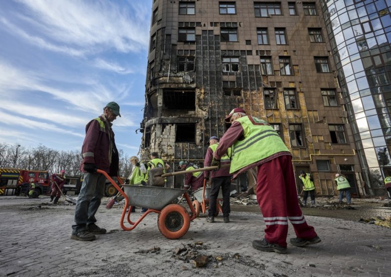 Rusija promijenila taktiku: Stotine dronova i rakete pogađaju Ukrajinu danju i noću