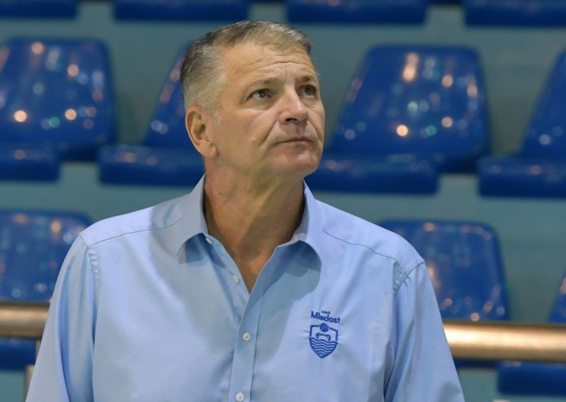 Osvojio je Kup i izborio četvrtfinale Lige prvaka pa za nagradu dobio - otkaz