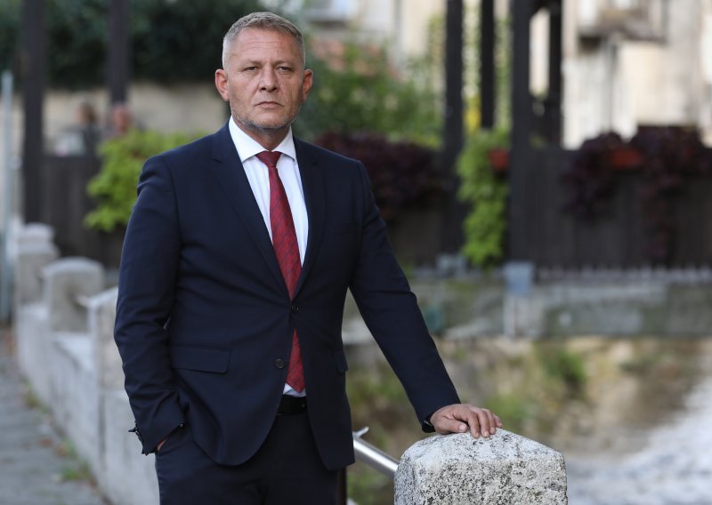 HSS pretrčao HDZ-u čim je Beljak napustio Sabor: 'Nisam Superman, nego sam potrošen'