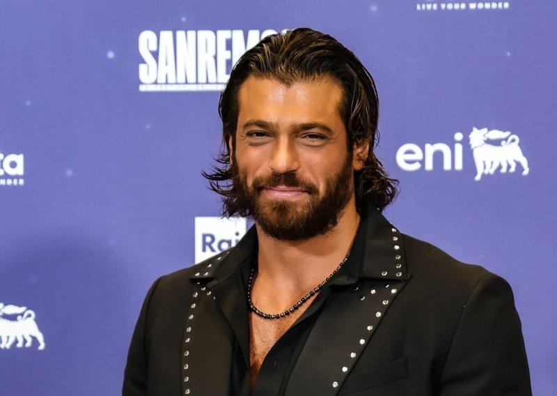 Turski zavodnik pokazao čime osvaja: Can Yaman nabildao formu do savršenstva