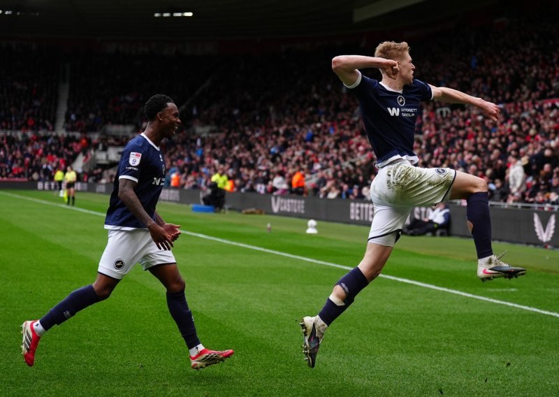 Ma, tko je to na pragu Premier lige? Najveći engleski huligani stigli do prevažne pobjede i skočili na drugo mjesto